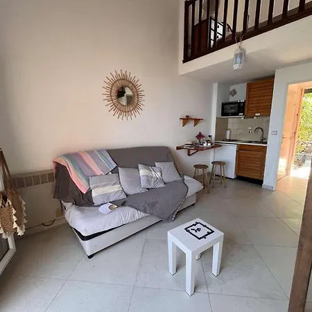 Apartment Sr030-508 Appt Mezzanine 4 Personnes St Raphael Saint-Raphaël