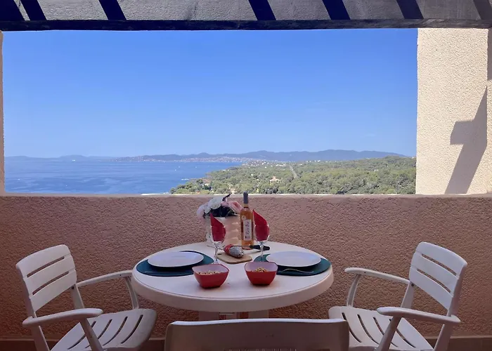 Sr030-508 Appt Mezzanine 4 Personnes St Raphael * Saint-Raphael (Var)